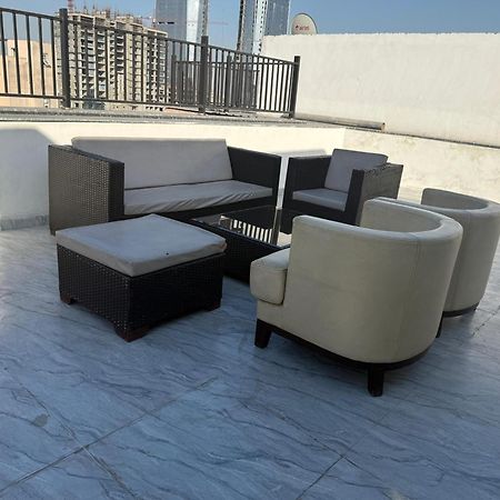 Sky Villa With Private Pool Noida Exterior photo